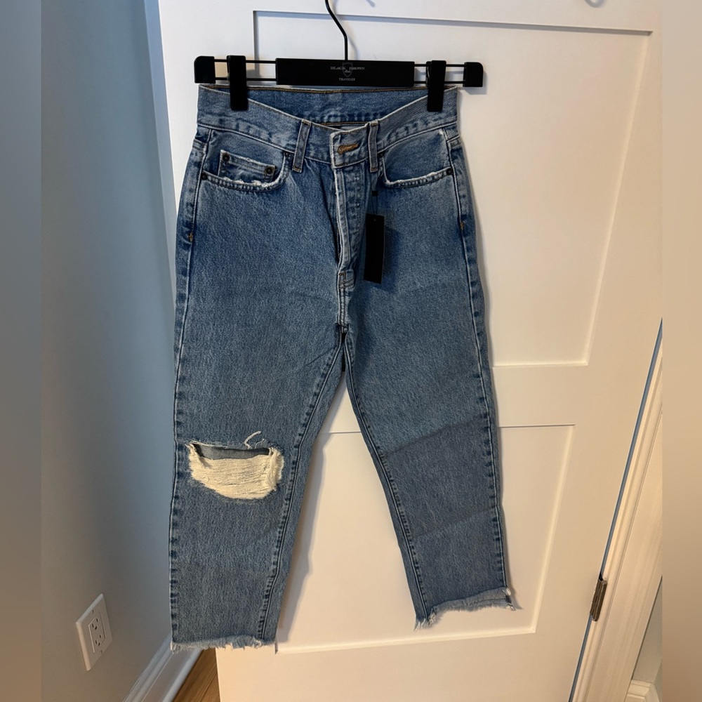 Carmar Blue Distressed Jeans—New with tags